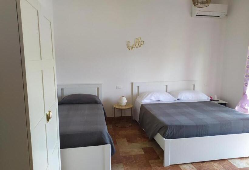 غرفة قياسية ثلاثية, B&b Tra Mare E Marmo