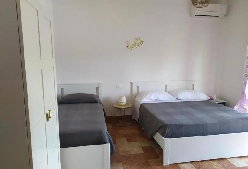 スタンダードトリプルルーム, B&b Tra Mare E Marmo