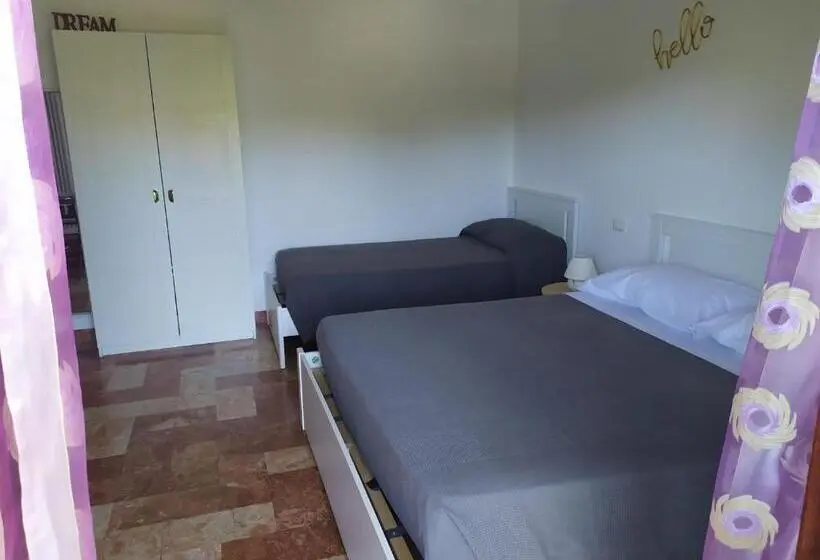 スタンダードトリプルルーム, B&b Tra Mare E Marmo