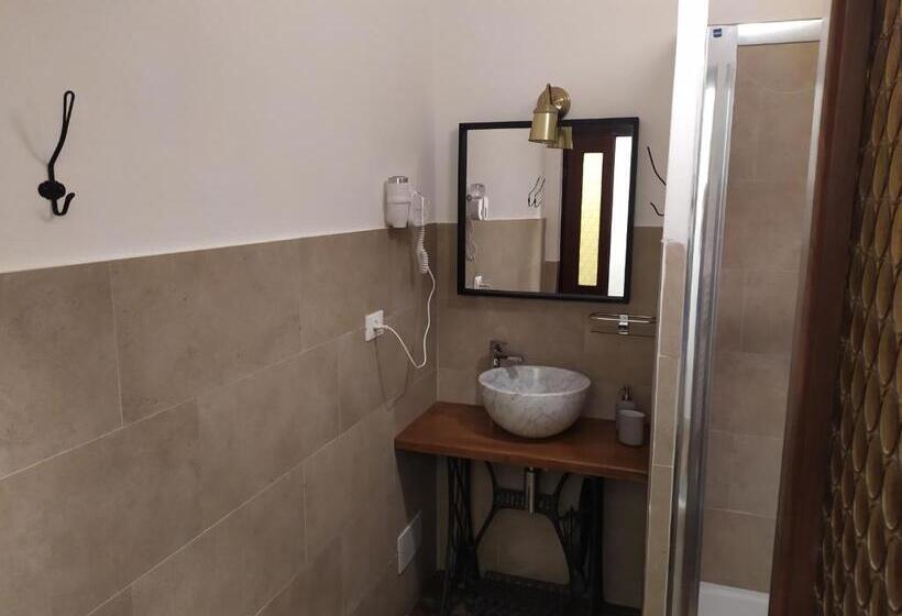 اتاق استاندارد, B&b Tra Mare E Marmo