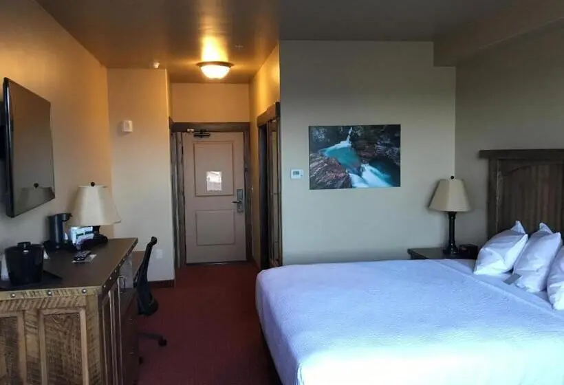 Standard-huone King-vuode, Glacier International Lodge