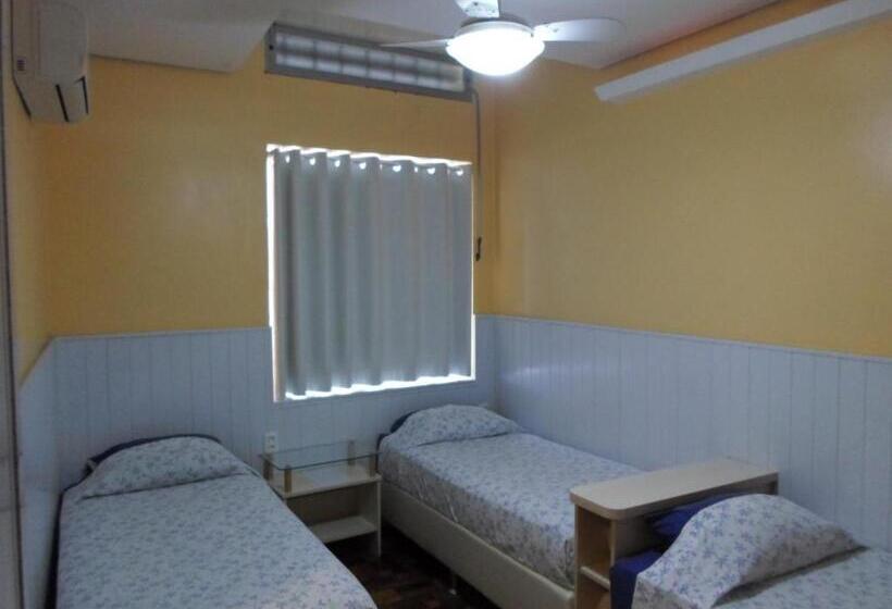 غرفة سوبيريور ثلاثية, Ivo De Conto