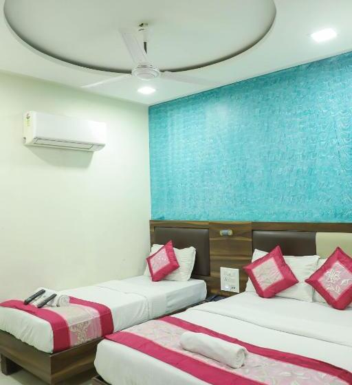 Camera Tripla Deluxe, Plaza Executive   Near Bkc