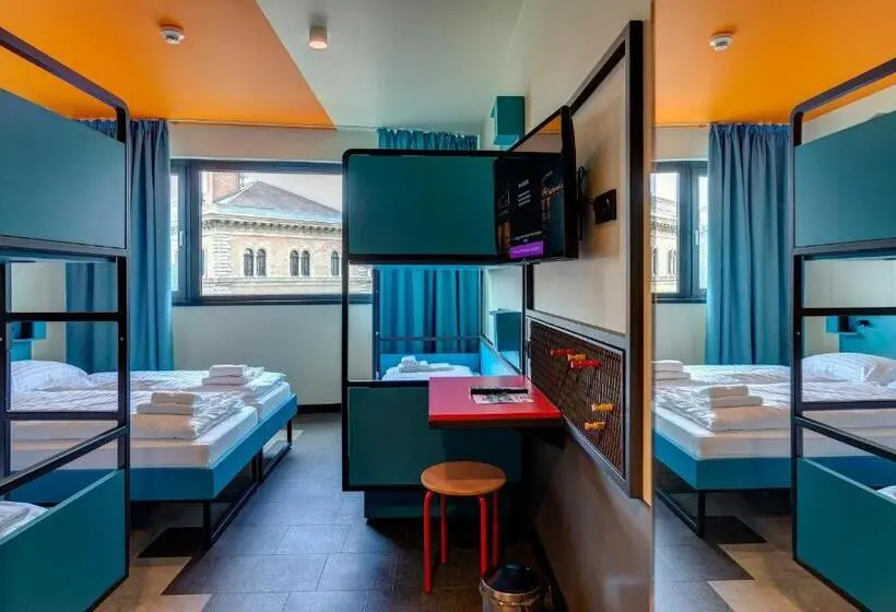 スタンダード4人部屋, Meininger Budapest Great Market Hall