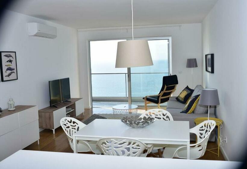 דירת חדר נוף לים, Xenon Urban Apartments