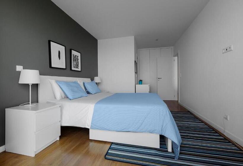 דירת חדר, Xenon Urban Apartments