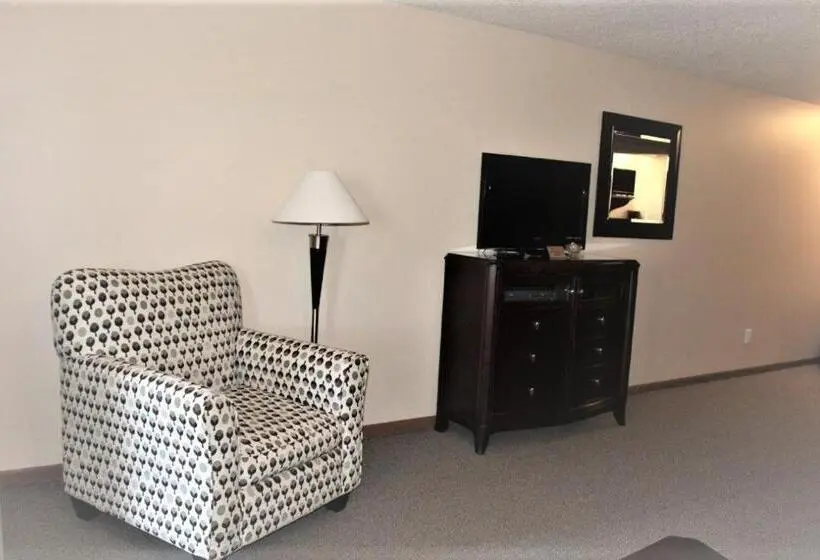 سوئیت جونیور خانوادگی, Basswood Resort