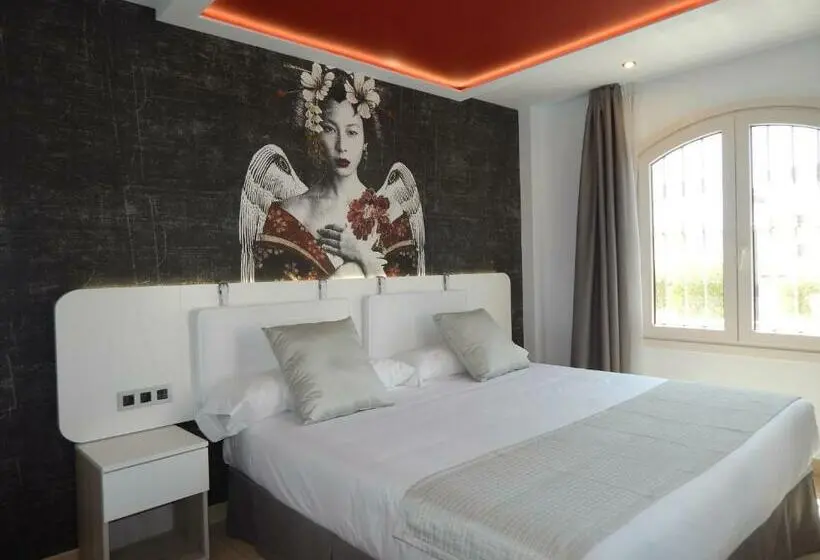 اتاق لوکس با تخت بزرگ, Hostal Boutique Doña Carmen   Adults Recommended