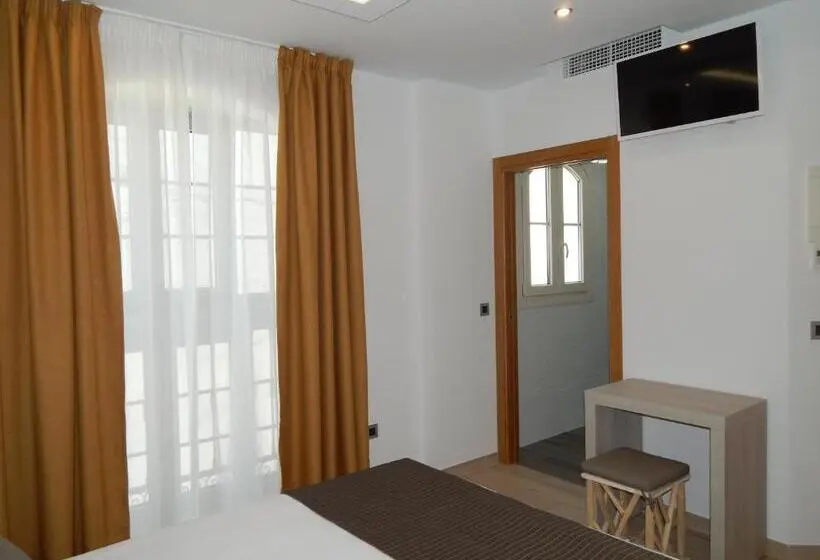 اتاق لوکس, Hostal Boutique Doña Carmen   Adults Recommended