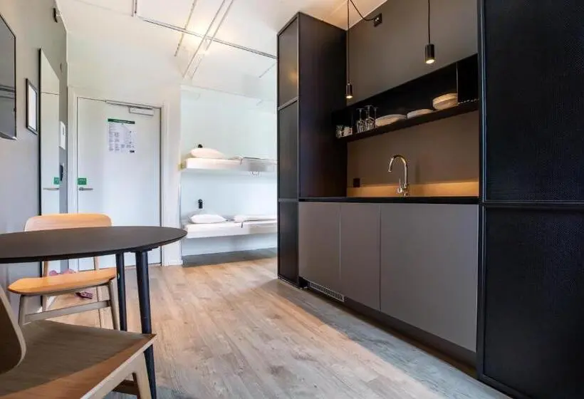 スタンダードスタジオ, Stockholm North By First Hotels