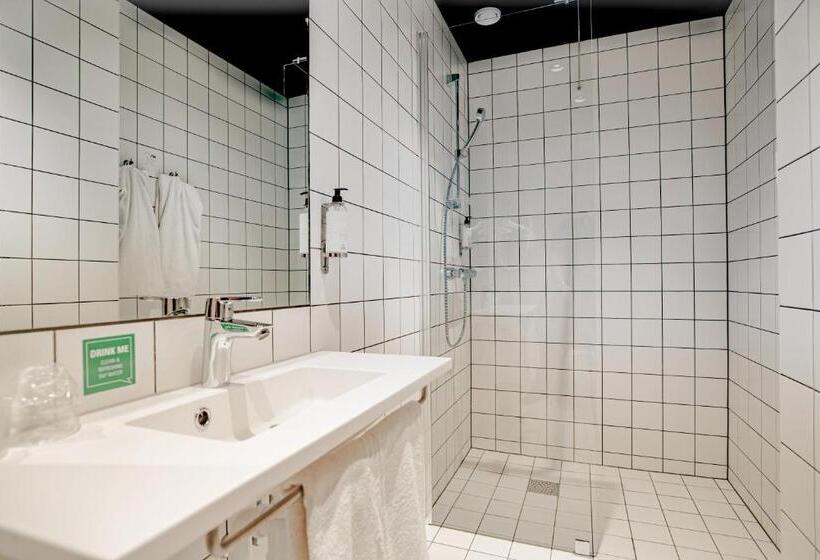 Номер Стандарт Индивидуальный, Stockholm North By First Hotels