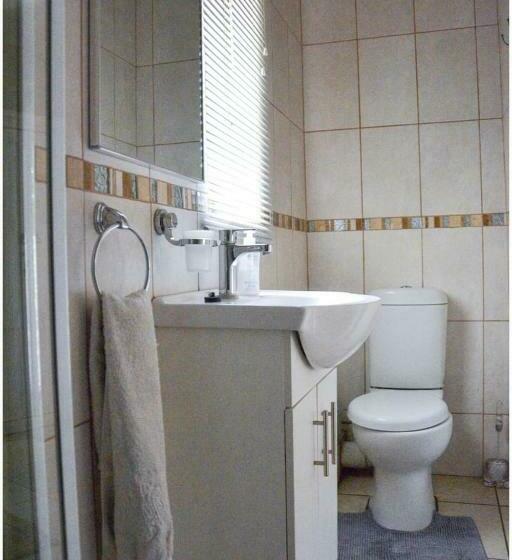 חדר משפחתי, Grace S Place