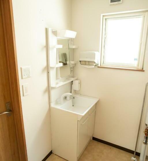 חדר סטנדרט לשלושה עם חדר אמבטיה משוף, Guest House Coco