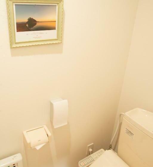 חדר סטנדרט לשלושה עם חדר אמבטיה משוף, Guest House Coco