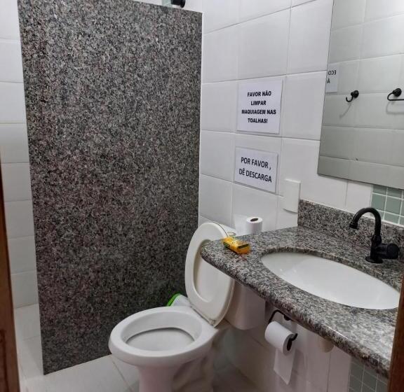 اتاق استاندارد سه نفره, Pousada Aloha Guarapari