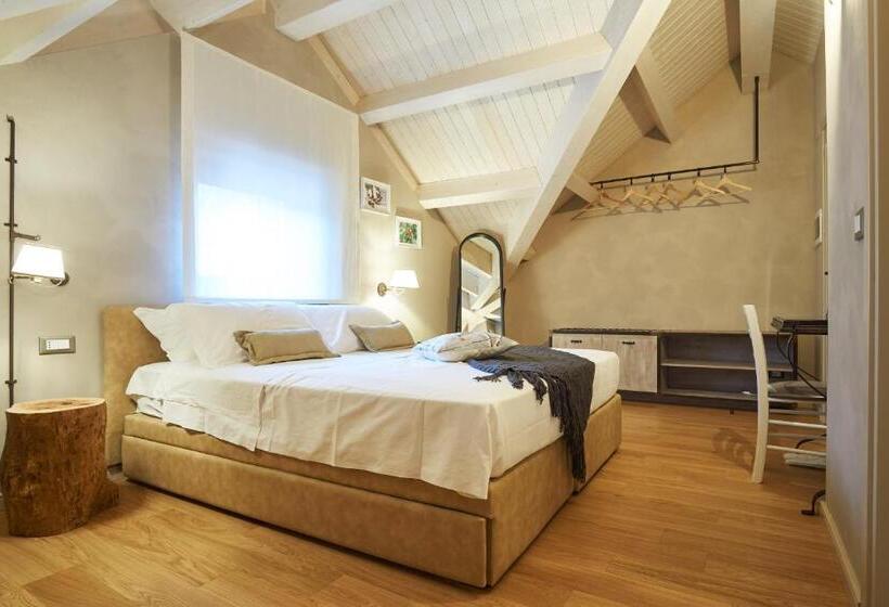 غرفة قياسية رباعية, Relais Villa Miraglia