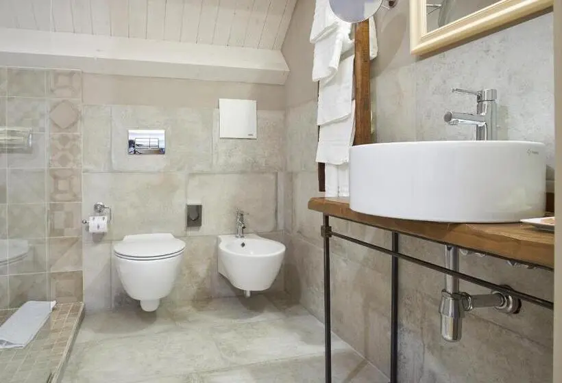 デラックスの4人部屋, Relais Villa Miraglia