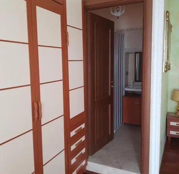 スタンダードルーム, B&b Marilena Affittacamere