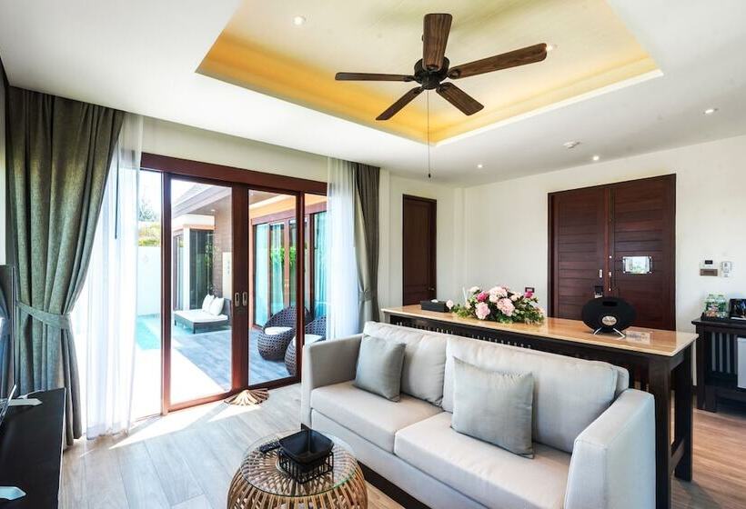 ویلای یک اتاق خوابه با استخر شنا, Triple Tree Beach Resort