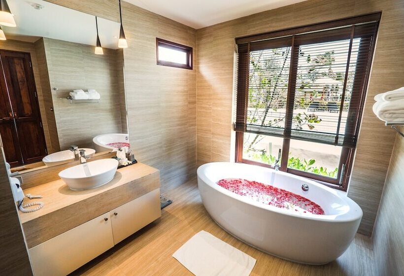 스탠다드 룸 바다 전망, Triple Tree Beach Resort