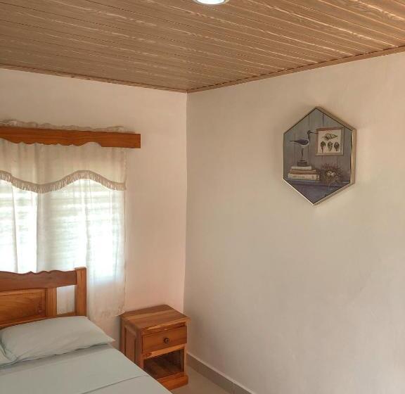 스탠다드 룸 공동 욕실, Hostal Familiar Rolo