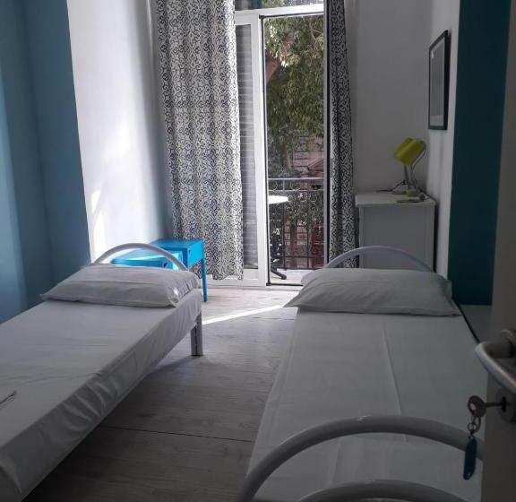 标准间, Balarm   Hostel And Bar