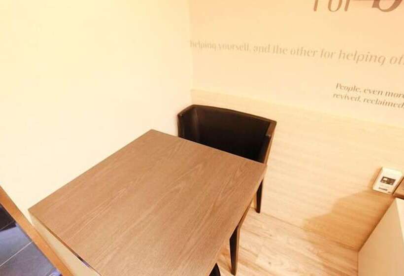 חדר סטנדרט, Mito