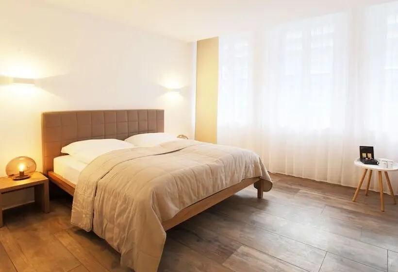 اتاق استاندارد سه نفره, Work Life Residence Am Bahnhof
