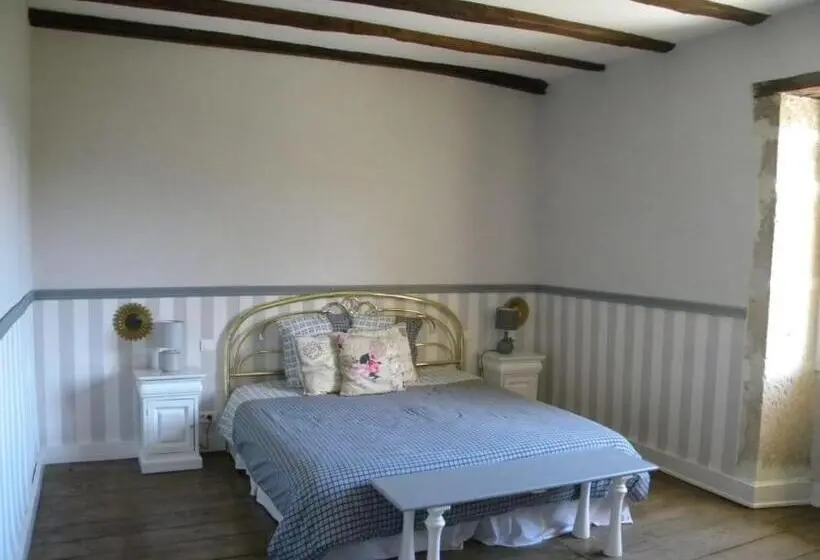 Talo 4 Makuuhuonetta, Gîte Et Chambres D Hôtes Du Domaine Du Val Bruant