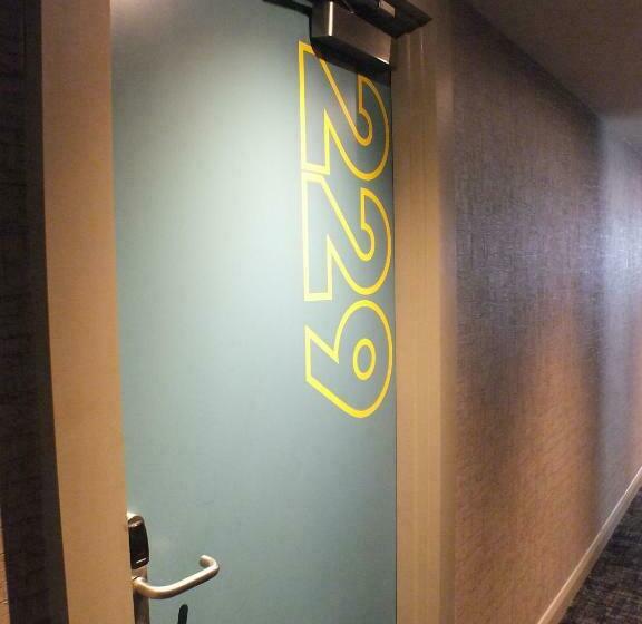 基本间, The Garrison