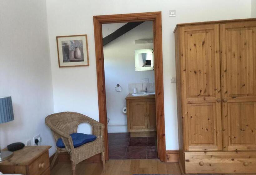 豪华房间, Coombe House B&b