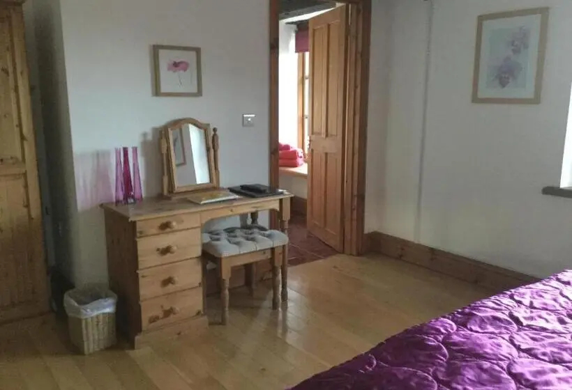 Familjerum Havsutsikt, Coombe House B&b