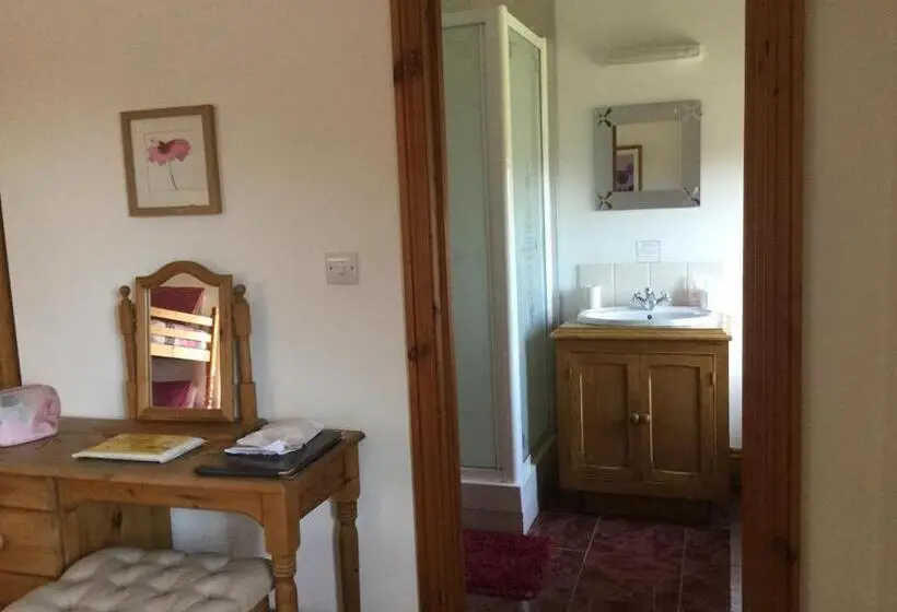Familjerum Havsutsikt, Coombe House B&b