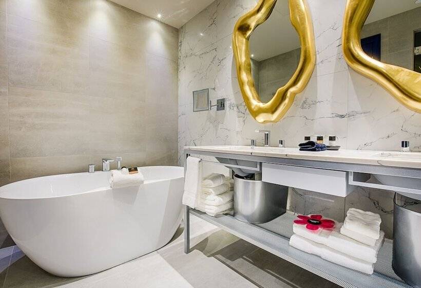 Superior studio with city view, Monsieur Jean   Hôtel Particulier