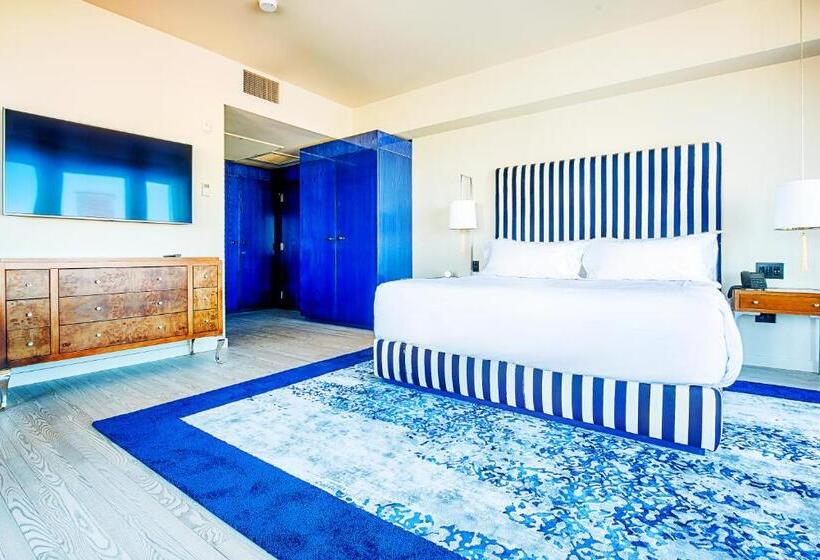 سوئیت با چشم‌انداز رودخانه, Monsieur Jean   Hôtel Particulier