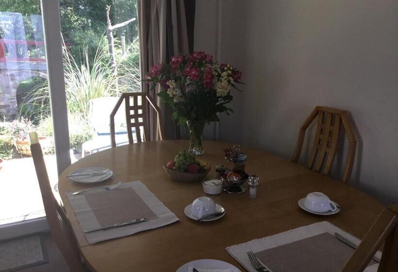 חדר סטנדרט נוף לגינה, Ingleneuk Bed And Breakfast