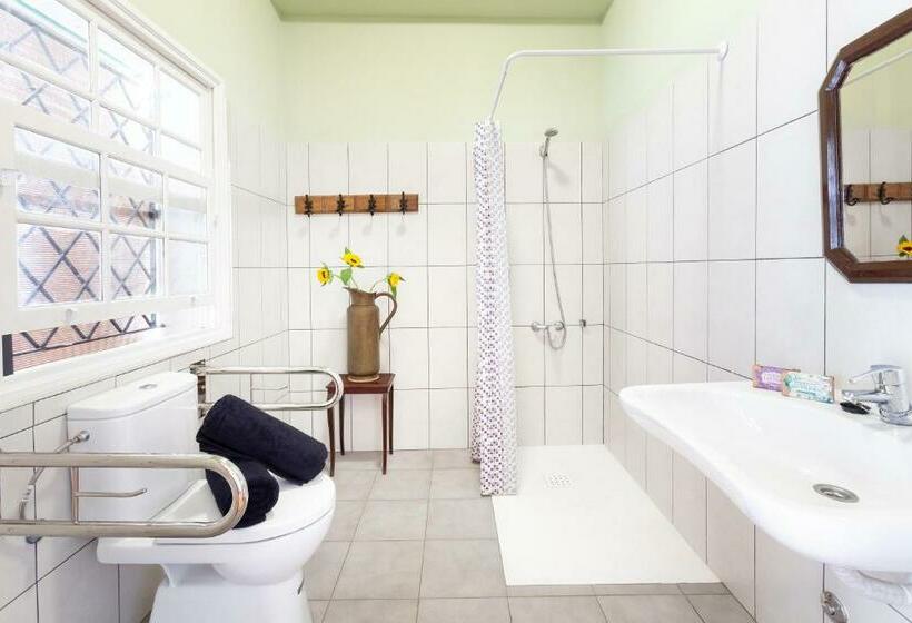 غرفة إقتصادية رباعية, Patio Hostel