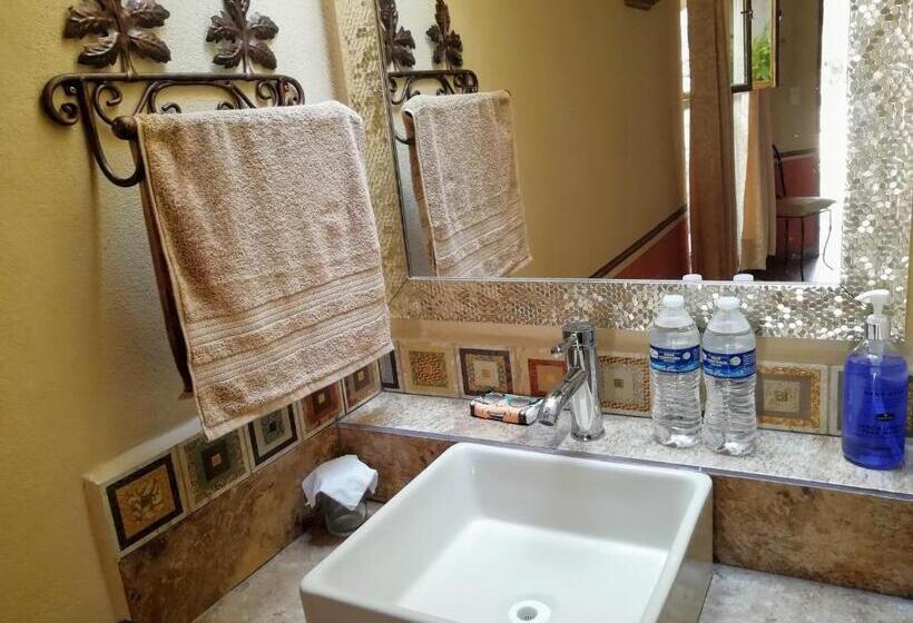 اتاق استاندارد با تخت بزرگ, Posada Maria Bonita