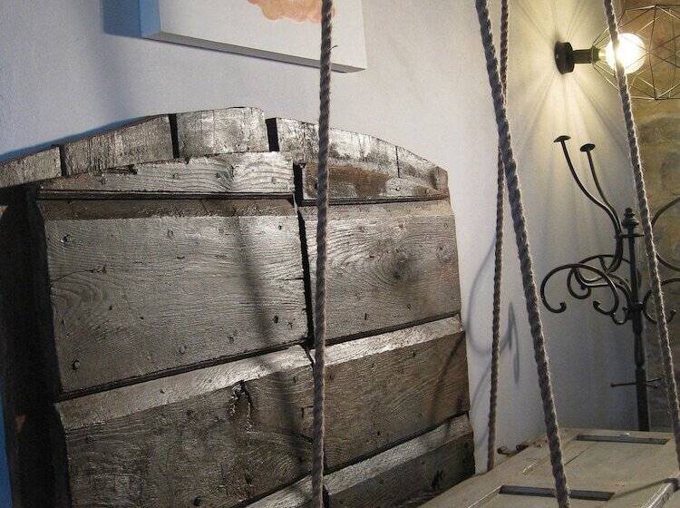 غرفة ديلوكس, Il Burellino