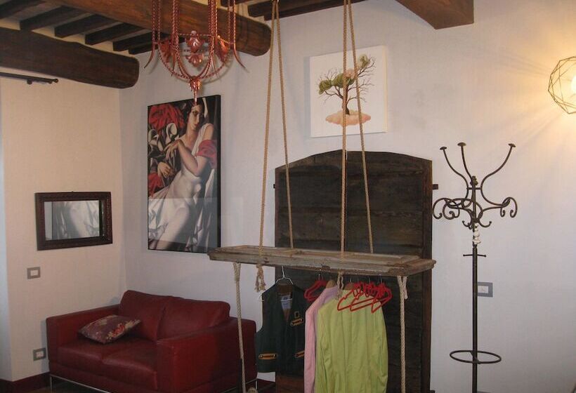 غرفة ديلوكس, Il Burellino