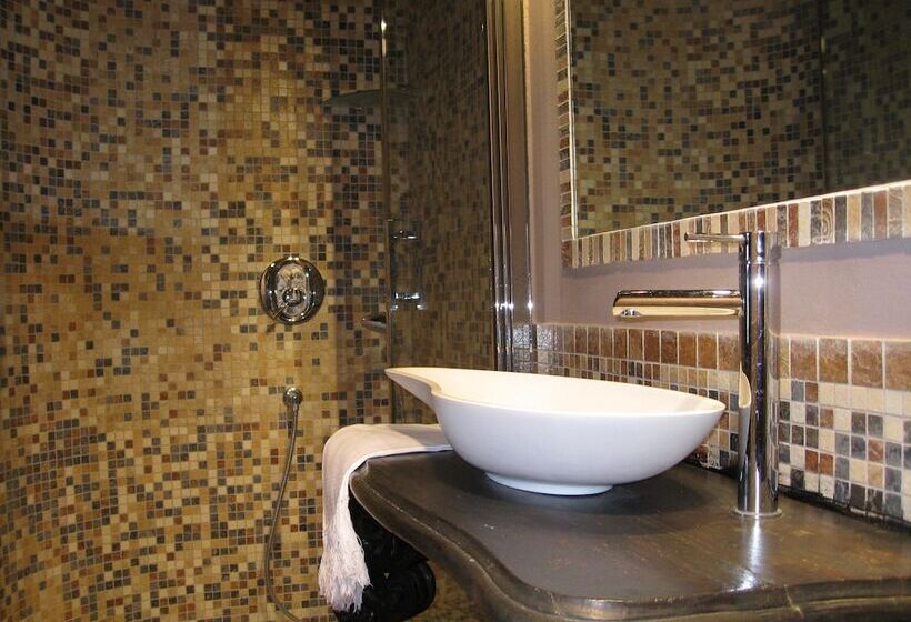 غرفة ديلوكس, Il Burellino