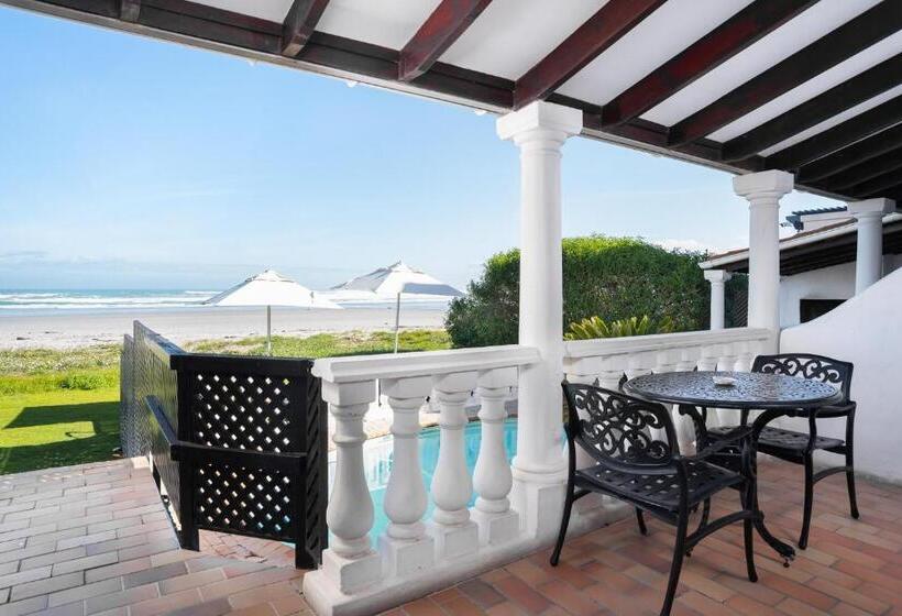 غرفة قياسية مطلّة علي البحر, The Beach Villa