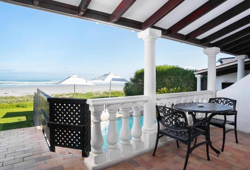 غرفة قياسية مطلّة علي البحر, The Beach Villa