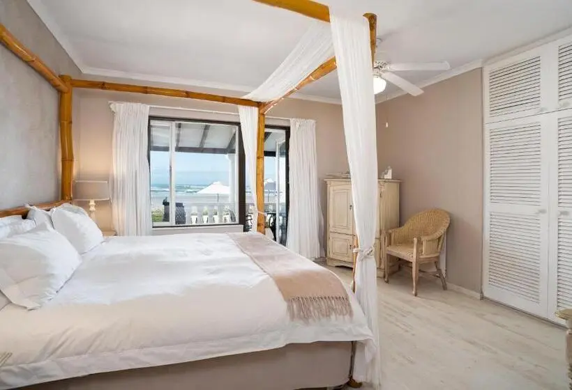 オーシャンビュースタンダードルーム, The Beach Villa