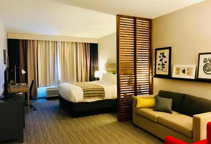 سوئیت با تخت بزرگ, Country Inn & Suites By Radisson, Page, Az