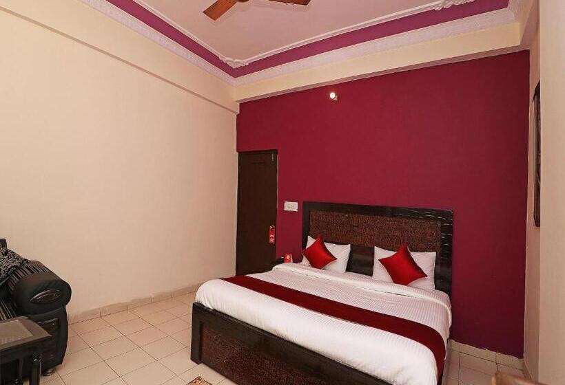 트리플 클래식 룸, Oyo 12123 Hote Sweet Dreams