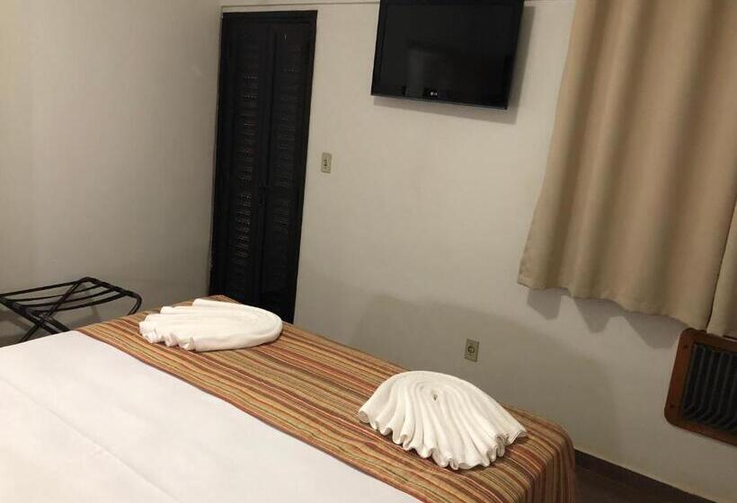 4인용 스탠다드 룸, Mabruk Barretos Apart