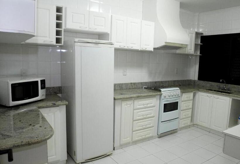 디럭스 룸, Mabruk Barretos Apart