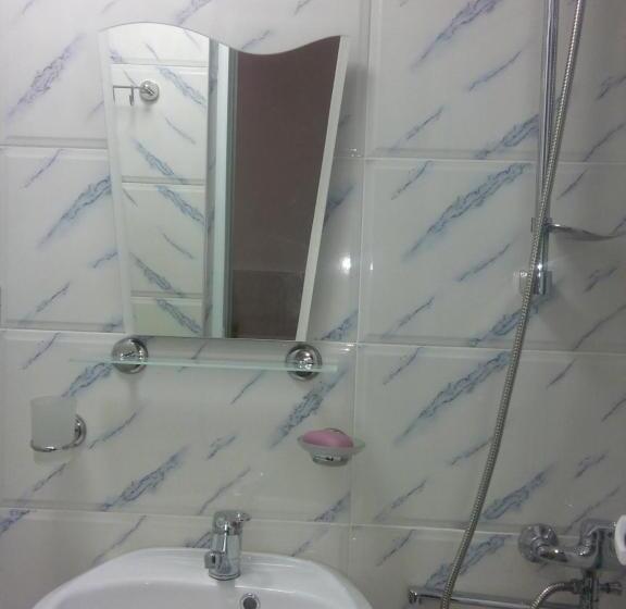 اتاق استاندارد, Guesthouse Mzeona