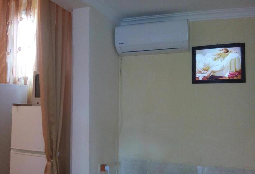 اتاق استاندارد, Guesthouse Mzeona